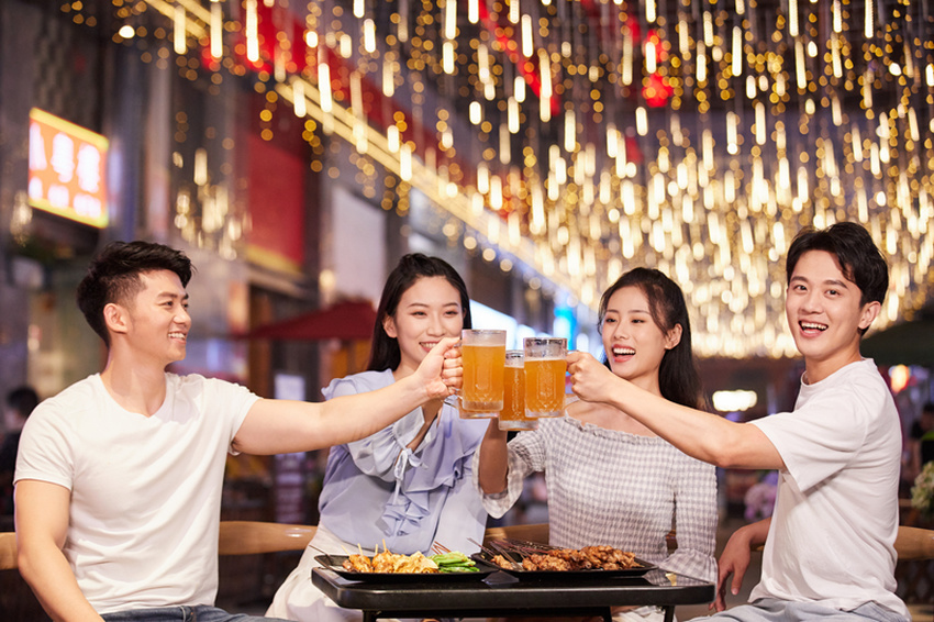 鄭州餐飲店設計公司餐飲消費群體的變化(圖1) 鄭州餐飲店設計公司餐飲消費群體的變化(圖1)